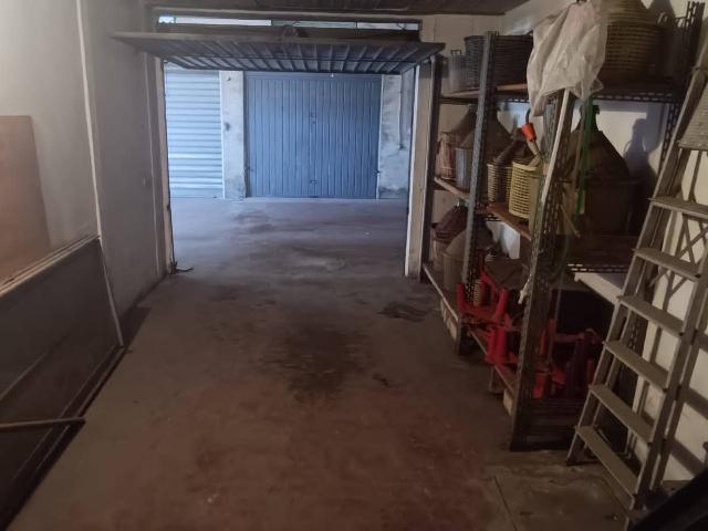 Garage or car box in {3}, Via Antonio Serra - Photo 1