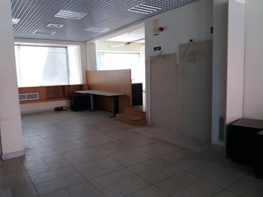 Esercizio commerciale in Via Cellini 4, Empoli, {3} - Foto 2