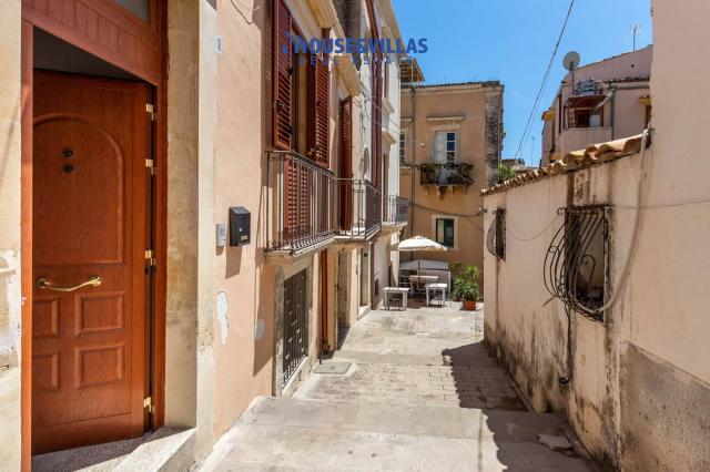 Casa indipendente in Corso Vittorio Emanuele Noto, Noto - Foto 1