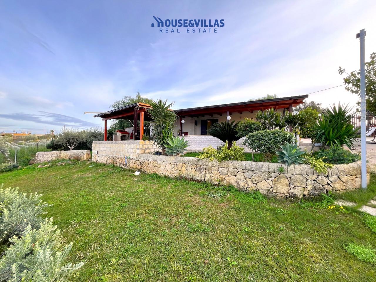 casa indipendente in vendita a Noto in zona Lido di Noto