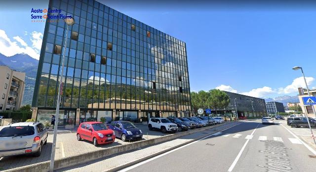 Office in Regione Borgnalle 12, Aosta - Photo 1