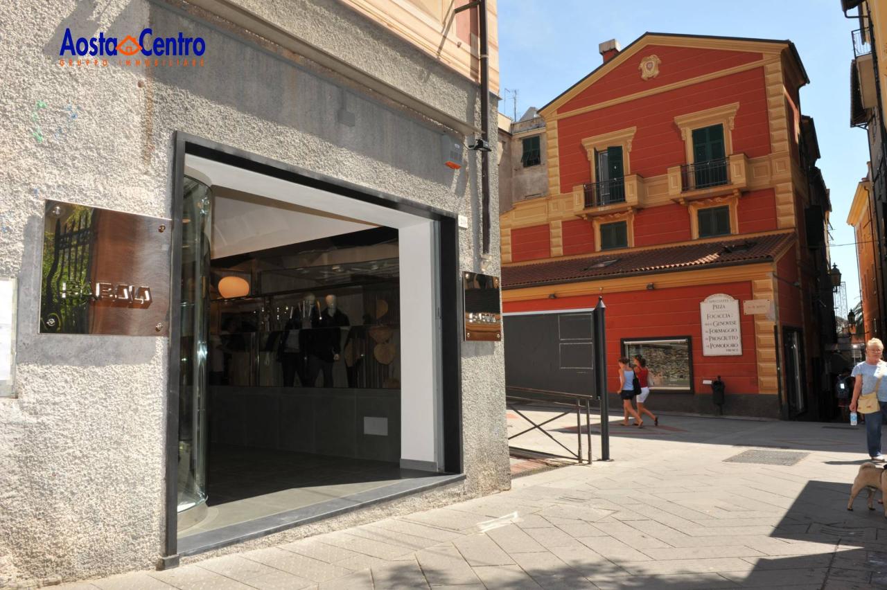 Esercizio commerciale in Via Serafino Maria Rapallo 20, Arenzano, {3} - Foto 1