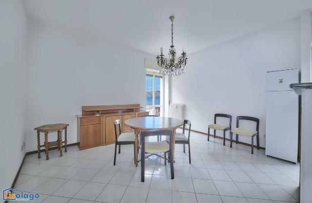 2-room flat in Via Ca' Rossa 8, Lecco - Photo 1