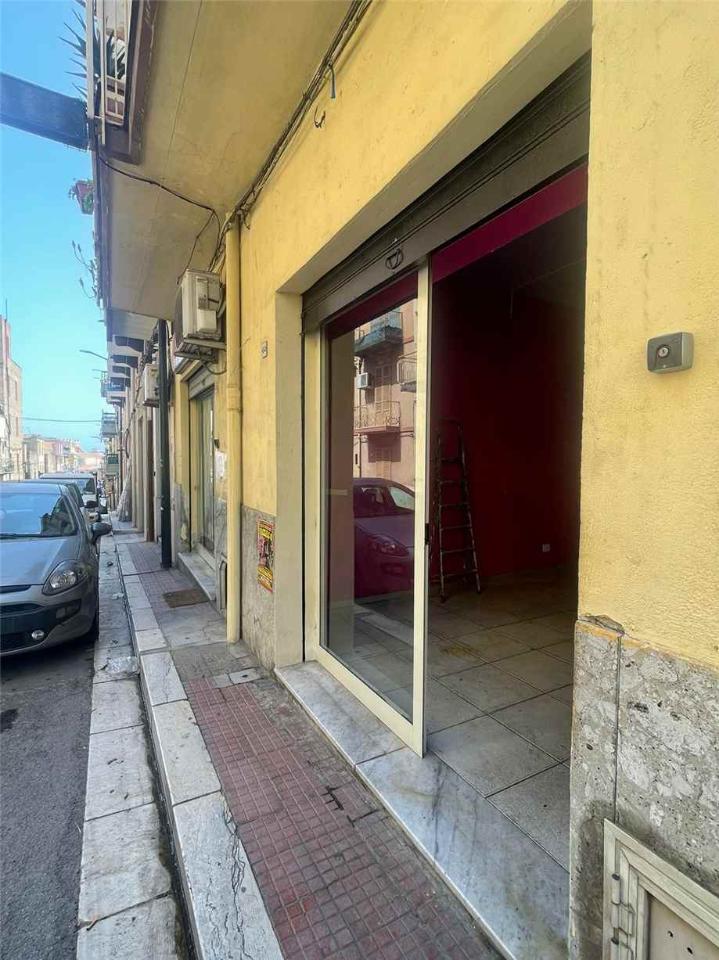 Negozio in Via San Giuseppe, Casteldaccia, {3} - Foto 2