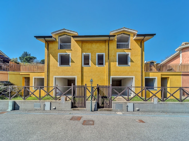 Villa bifamiliare in Via Antonio Varisco 560, Morlupo - Foto 1