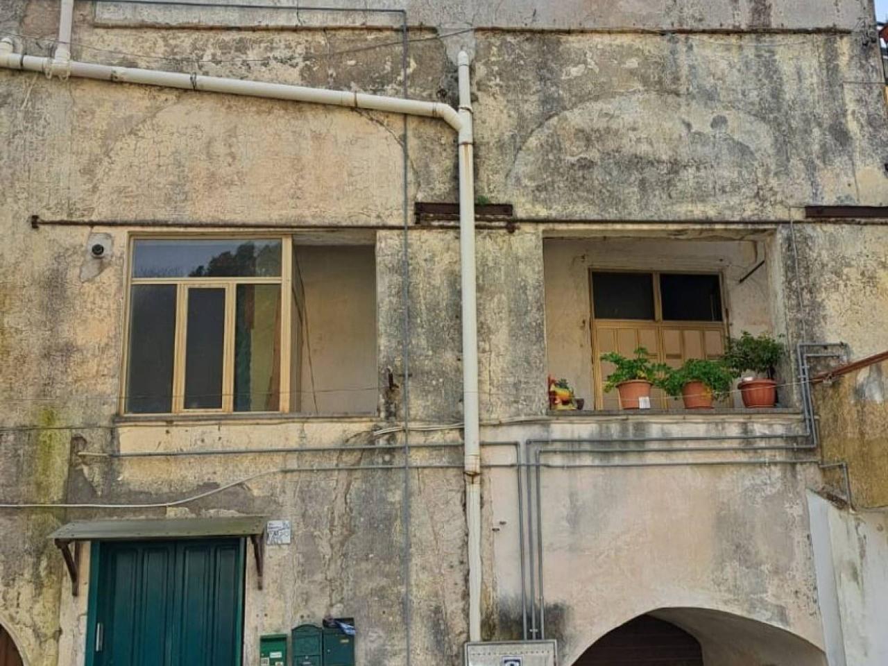 Appartamento in vendita a Vietri Sul Mare