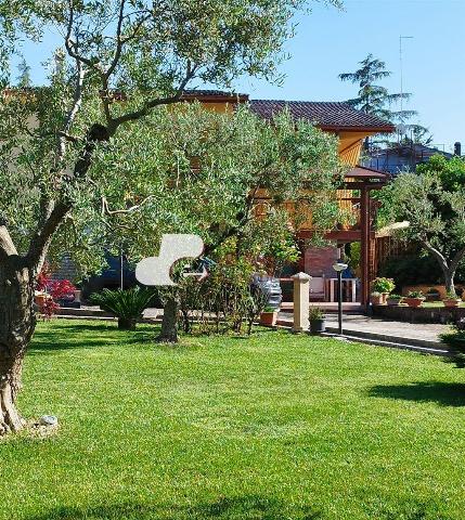 Villa in Viale Unità d'Italia, Cassano delle Murge - Foto 1