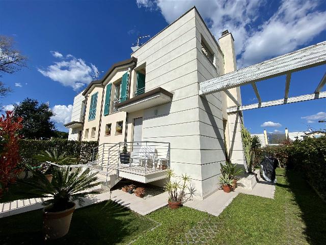 Two-family villa, Camaiore - Photo 1