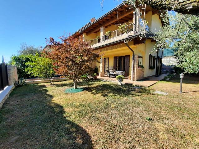 Villa in Via Grezze 42, Desenzano del Garda - Foto 1