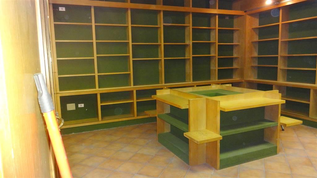 Negozio in , Pistoia, {3} - Foto 1