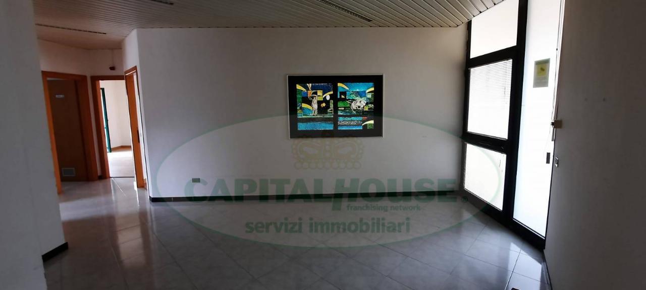 Ufficio in Viale delle Querce, Caserta - Foto 1