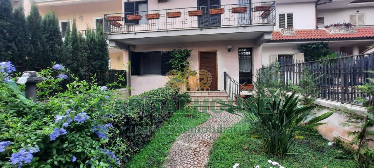 Villa a schiera in vendita a Caserta