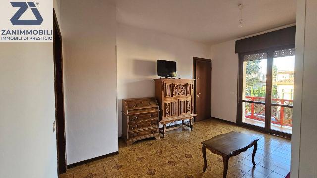 Vierzimmerwohnung in Via Verdi, Castelfranco Veneto - Foto 1