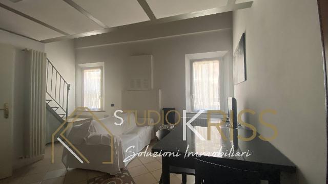 One-room flat in {3}, Corso Porta Po - Photo 1