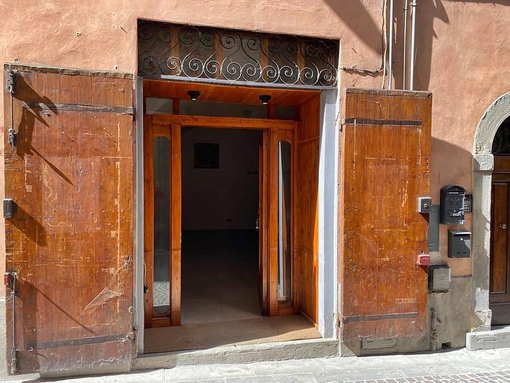 Negozio in , Citta' Di Castello, {3} - Foto 1