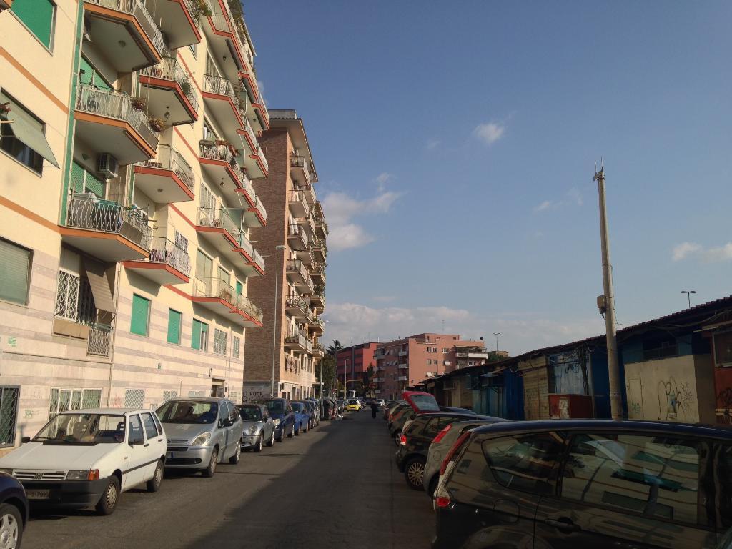 Negozio in Via di Castel Gandolfo, Roma, {3} - Foto 2