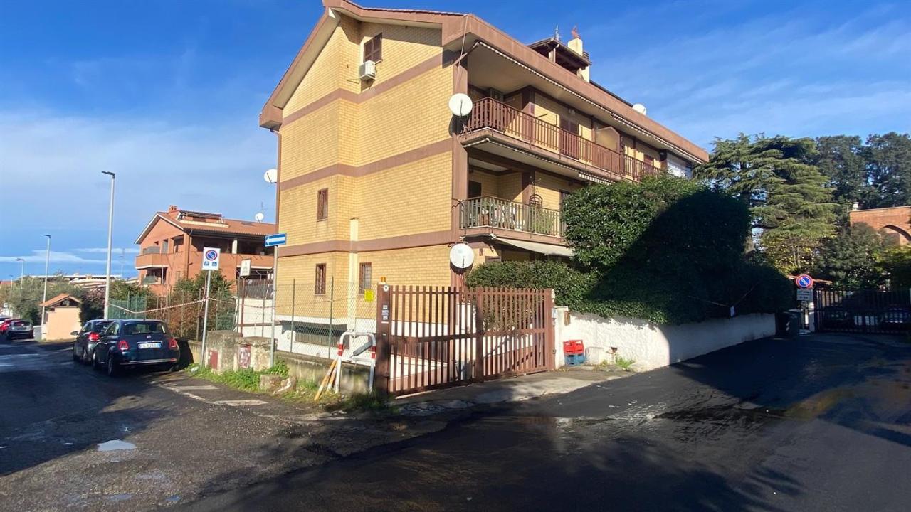 Magazzino in Via Ancona, Ciampino, {3} - Foto 2