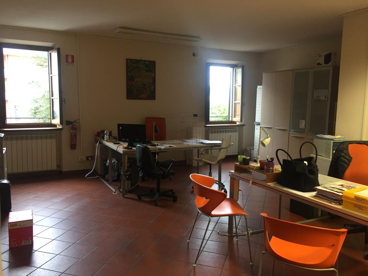 Ufficio in Viale Europa 416a, Capannori, {3} - Foto 2
