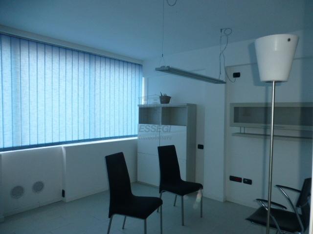 Ufficio in Viale Cadorna, Arancio 1, Lucca, {3} - Foto 2