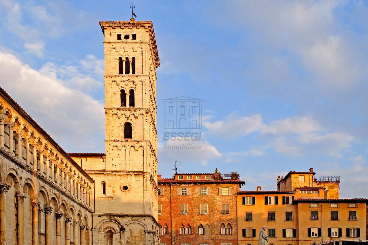 Palazzina commerciale in , Lucca, {3} - Foto 2