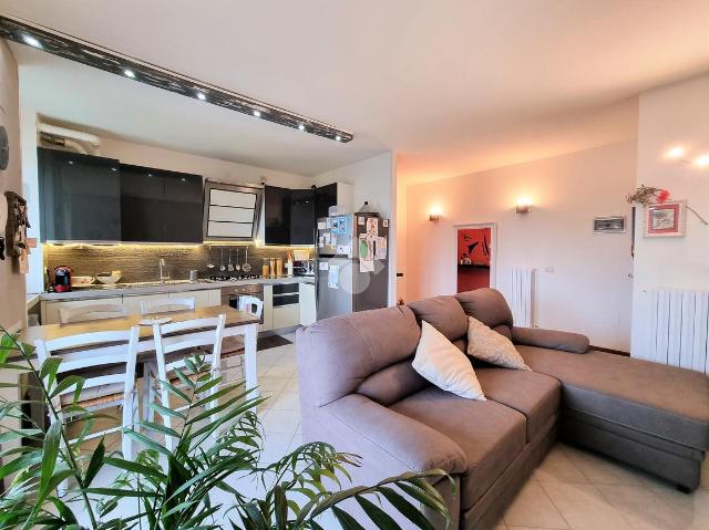 3-room flat in Via Cisa, Borgo Virgilio - Photo 1