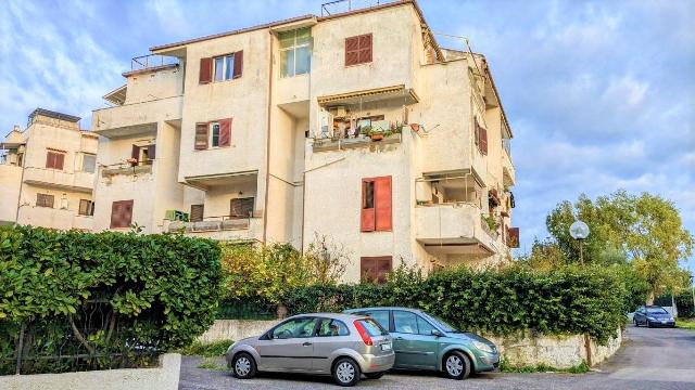 2-room flat in Via dei Tirreni, Cerveteri - Photo 1