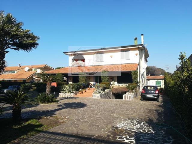 Villa in Via Madonna del Pantano 50, Giugliano in Campania - Foto 1