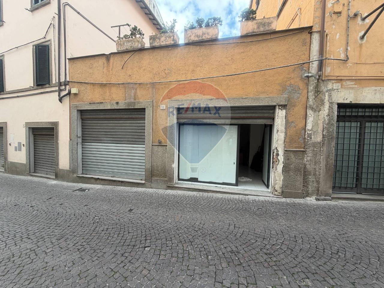Negozio in Via Emilio Bianchi 32, Viterbo, {3} - Foto 2