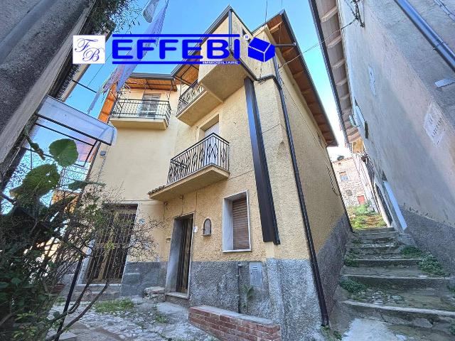 3-room flat in Via Nord Viale, Spezzano della Sila - Photo 1