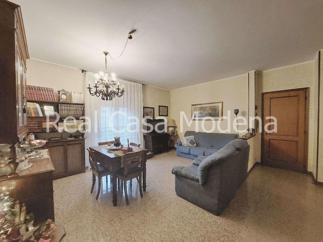 Villa a schiera in vendita a Modena