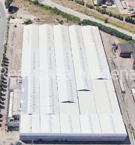 Industrial shed in {3}, - Photo 1