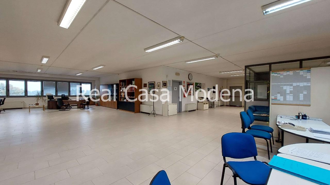 Ufficio in affitto a Modena