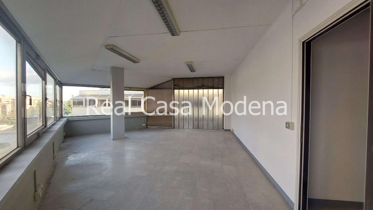 Ufficio in Via Cagliostro, Modena, {3} - Foto 2