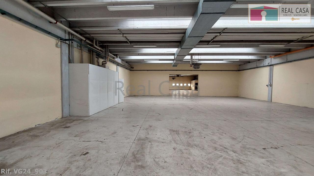 Capannone in Via Alfieri , Modena, {3} - Foto 1