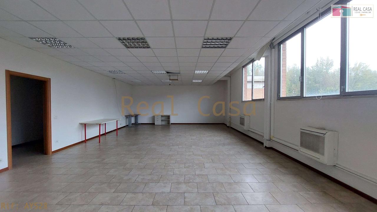 Palazzina commerciale in , Modena, {3} - Foto 2
