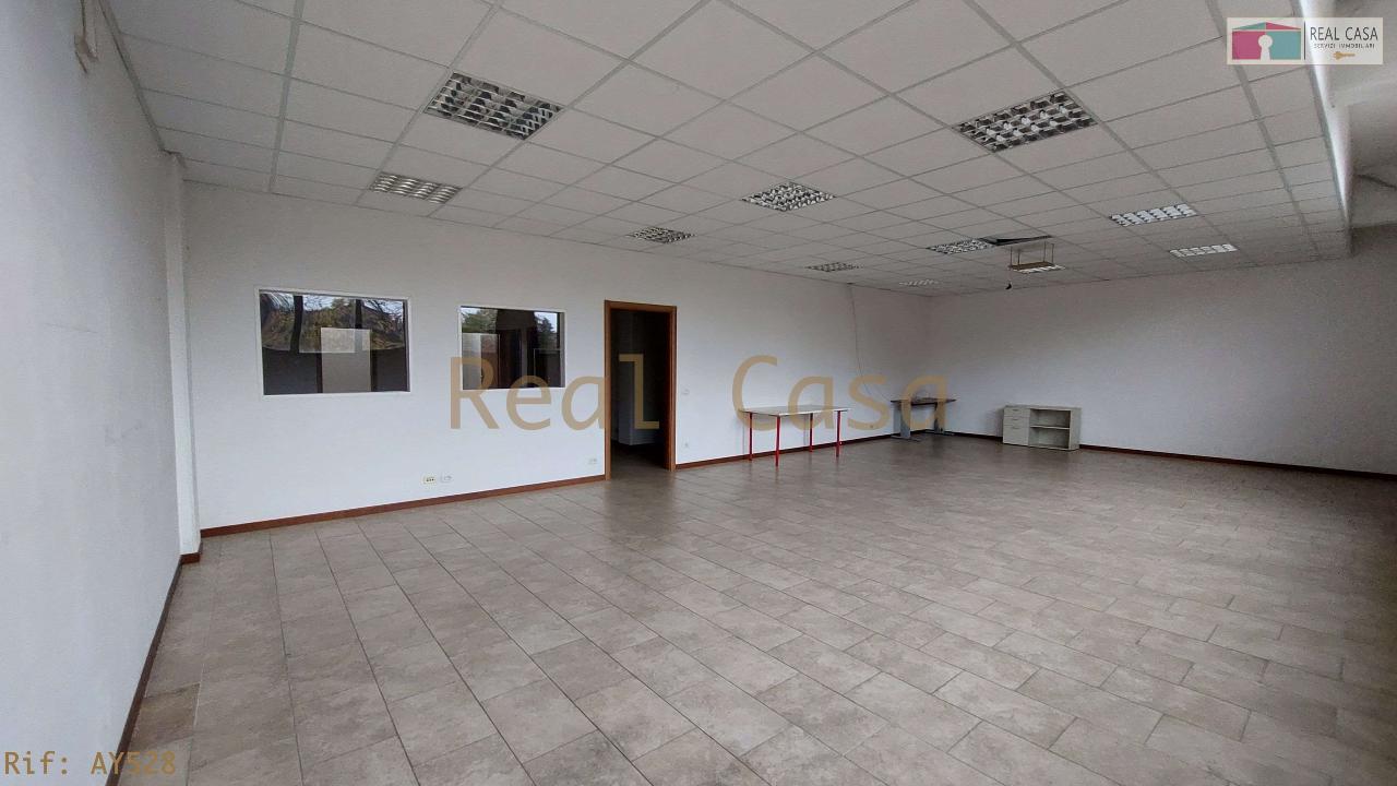 Palazzina commerciale in , Modena, {3} - Foto 1