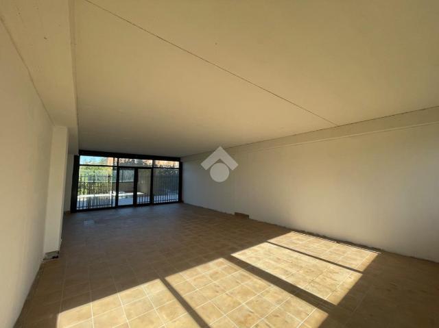 Warehouse in Str. Acque Alte 3051, Latina - Photo 1