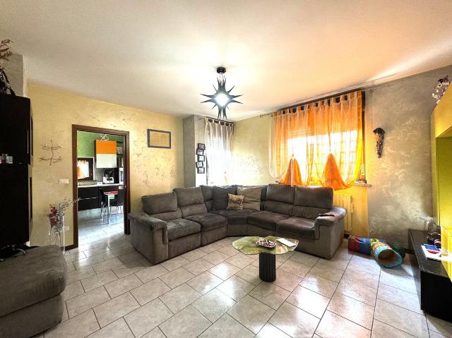 4-room flat in Via Baraggino 11, Chivasso - Photo 1