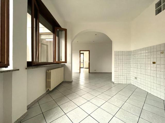 Vierzimmerwohnung in Via Torino 81, Chivasso - Foto 1