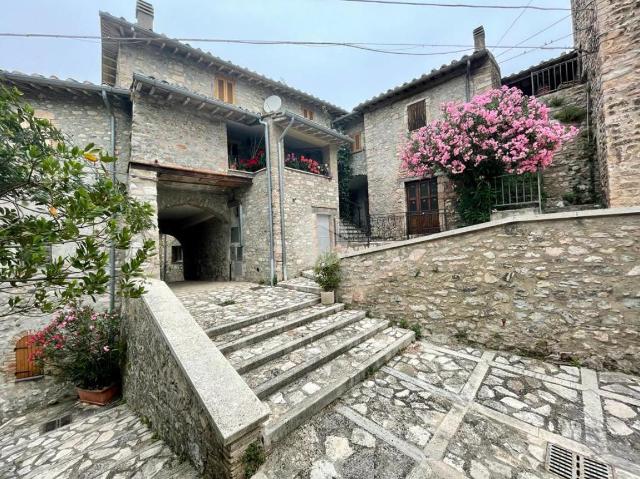 Einfamilienhaus in Strada di Poggio Lavarino 5, Terni - Foto 1