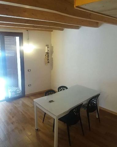 2-room flat in {3}, - Photo 1