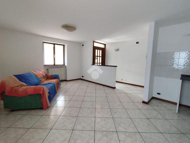 3-room flat in Via Roquel 7, Albino - Photo 1