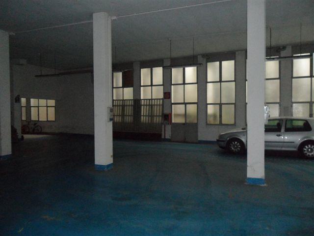 Laboratorio in , Monza, {3} - Foto 1