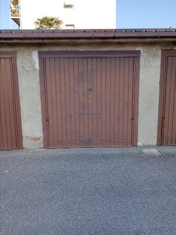 Garage or car box in {3}, - Photo 1