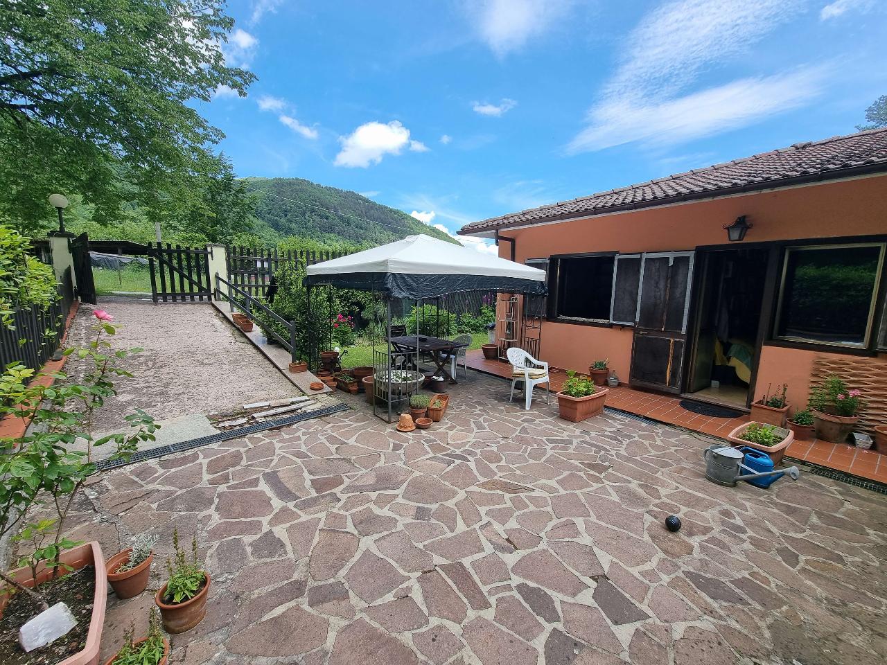 Porzione di casa in vendita a Minucciano
