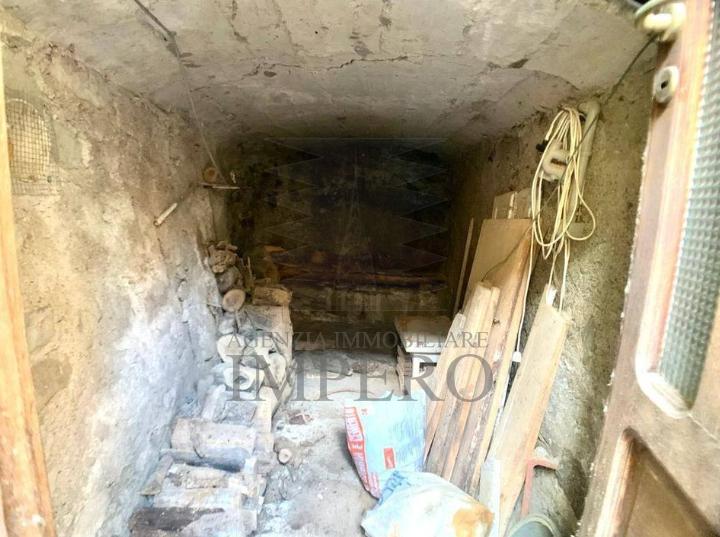 Magazzino in Via Cima, Dolceacqua, {3} - Foto 1