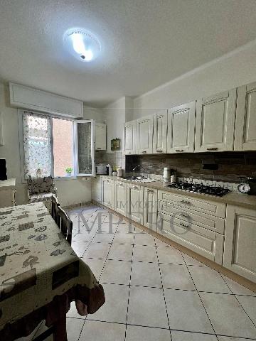 Wohnung in Via Vittorio Emanuele II 321, Bordighera - Foto 1