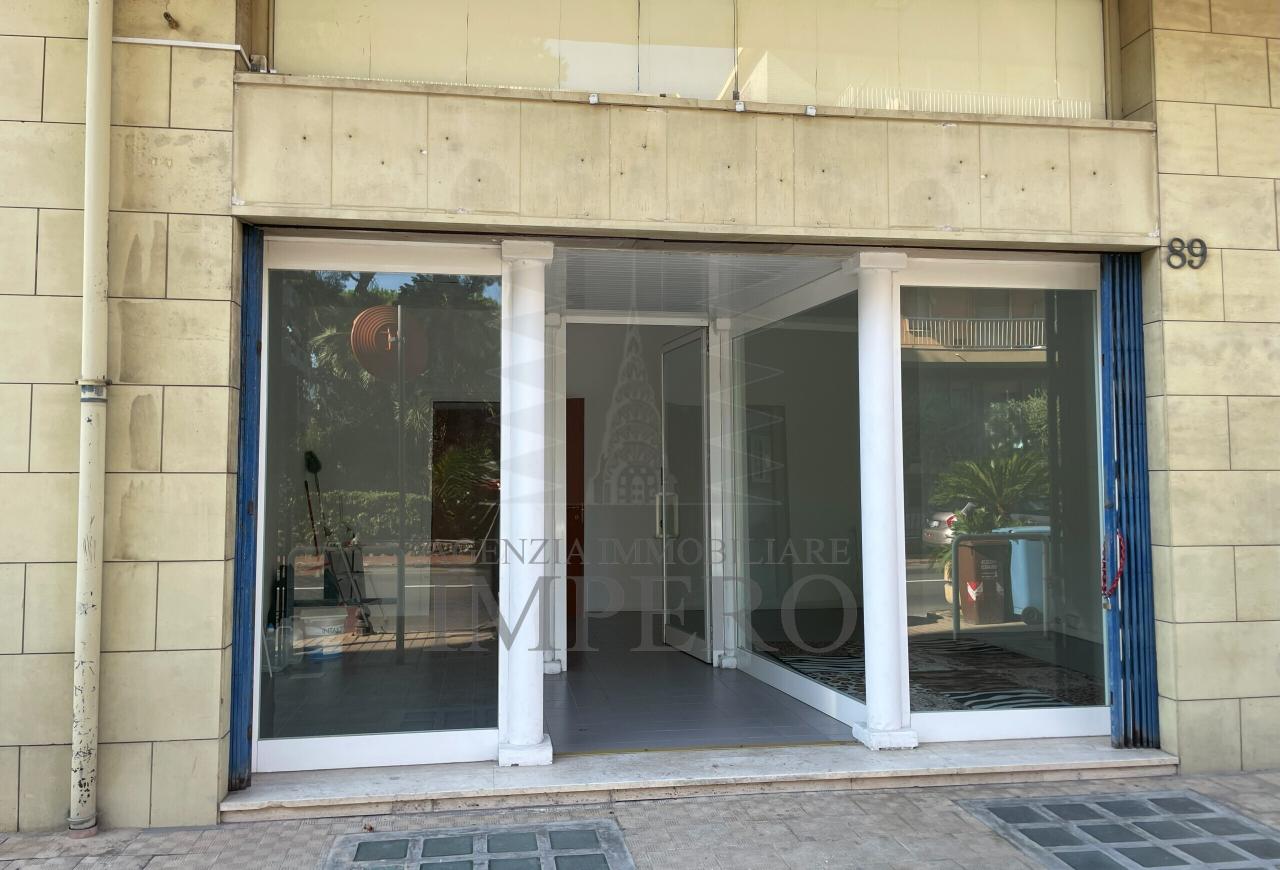 Articoli regalo in Via Vittorio Emanuele II 93, Bordighera, {3} - Foto 2