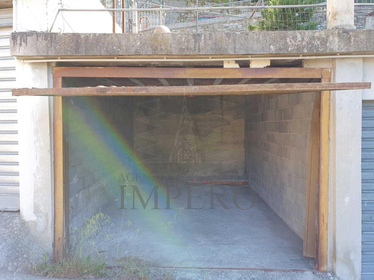 Parcheggio chiuso in Via Maneira 22, Ventimiglia, {3} - Foto 1
