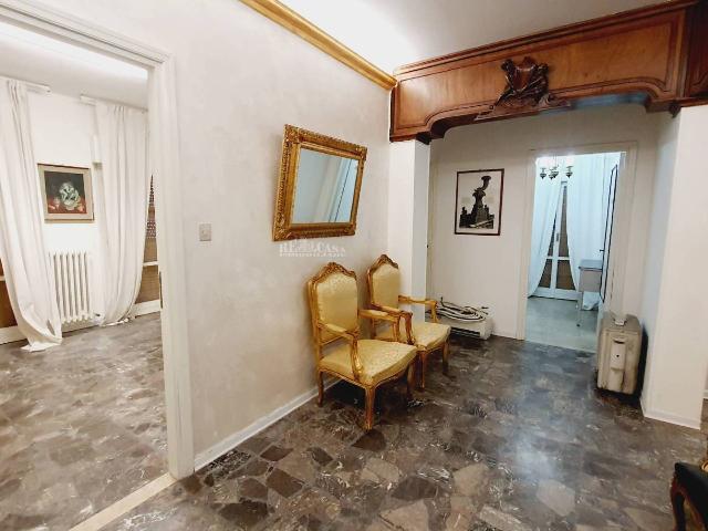 4-room flat in Via dei Piceni, Grottammare - Photo 1